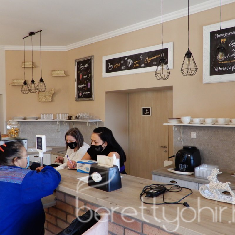 Megnyílt az Apáti Ízek Kereskedőház 53